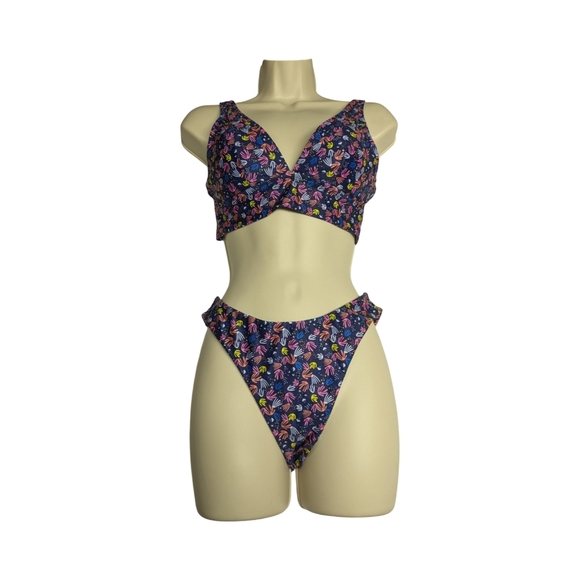 2/$25-Highrise Highcut Bikini in Jellyfish/"BirdFeet" Abstract Print Size Small - Picture 2 of 11